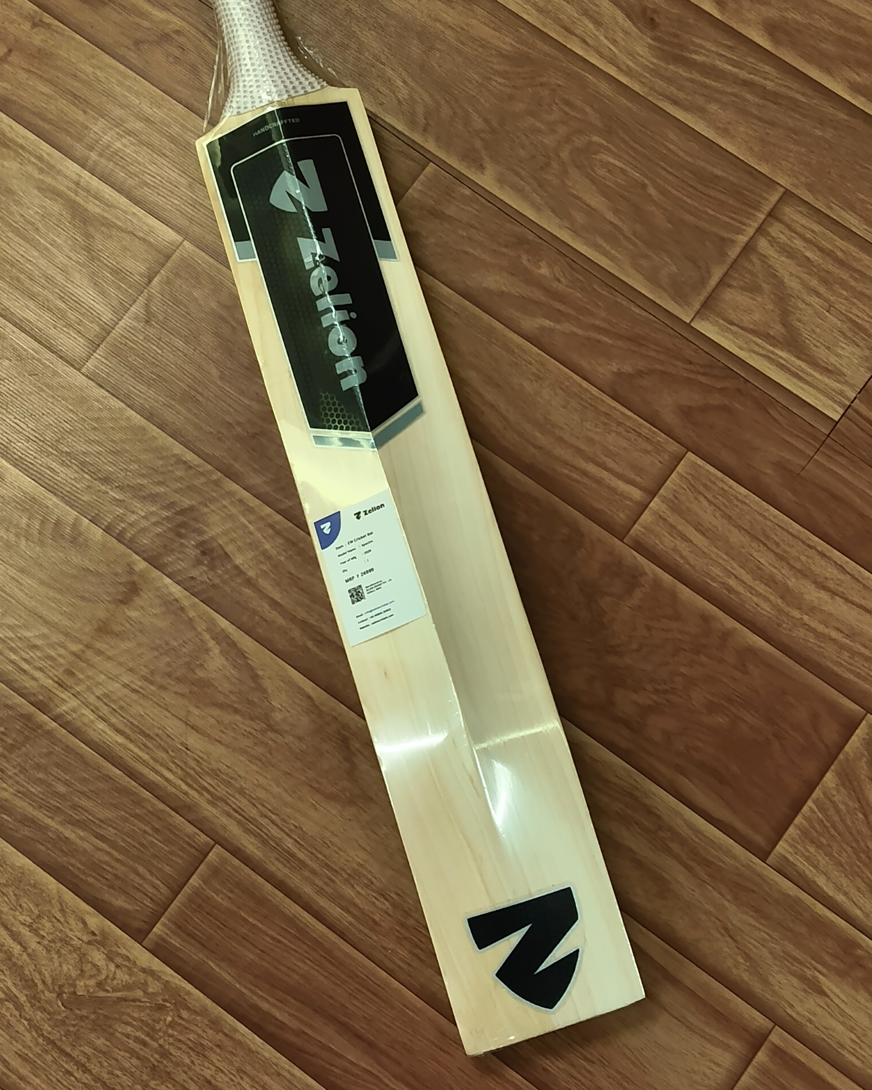 Spectre - Grade 3 English Willow Cricket Bat 3