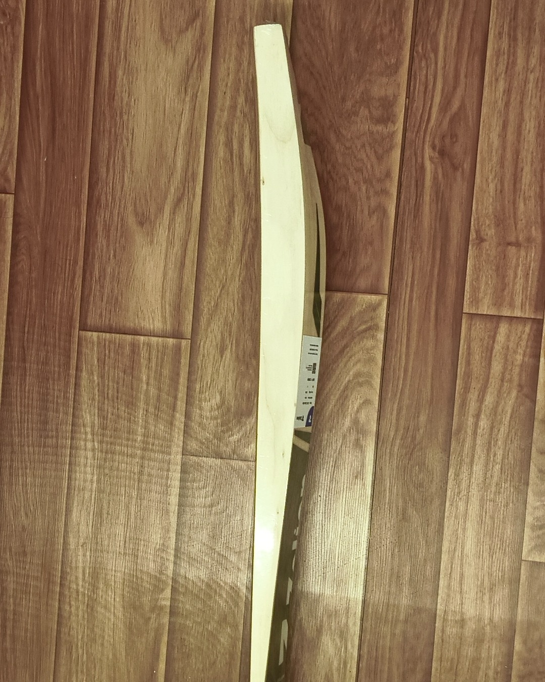 Apex - Grade 2 English Willow Cricket Bat 2
