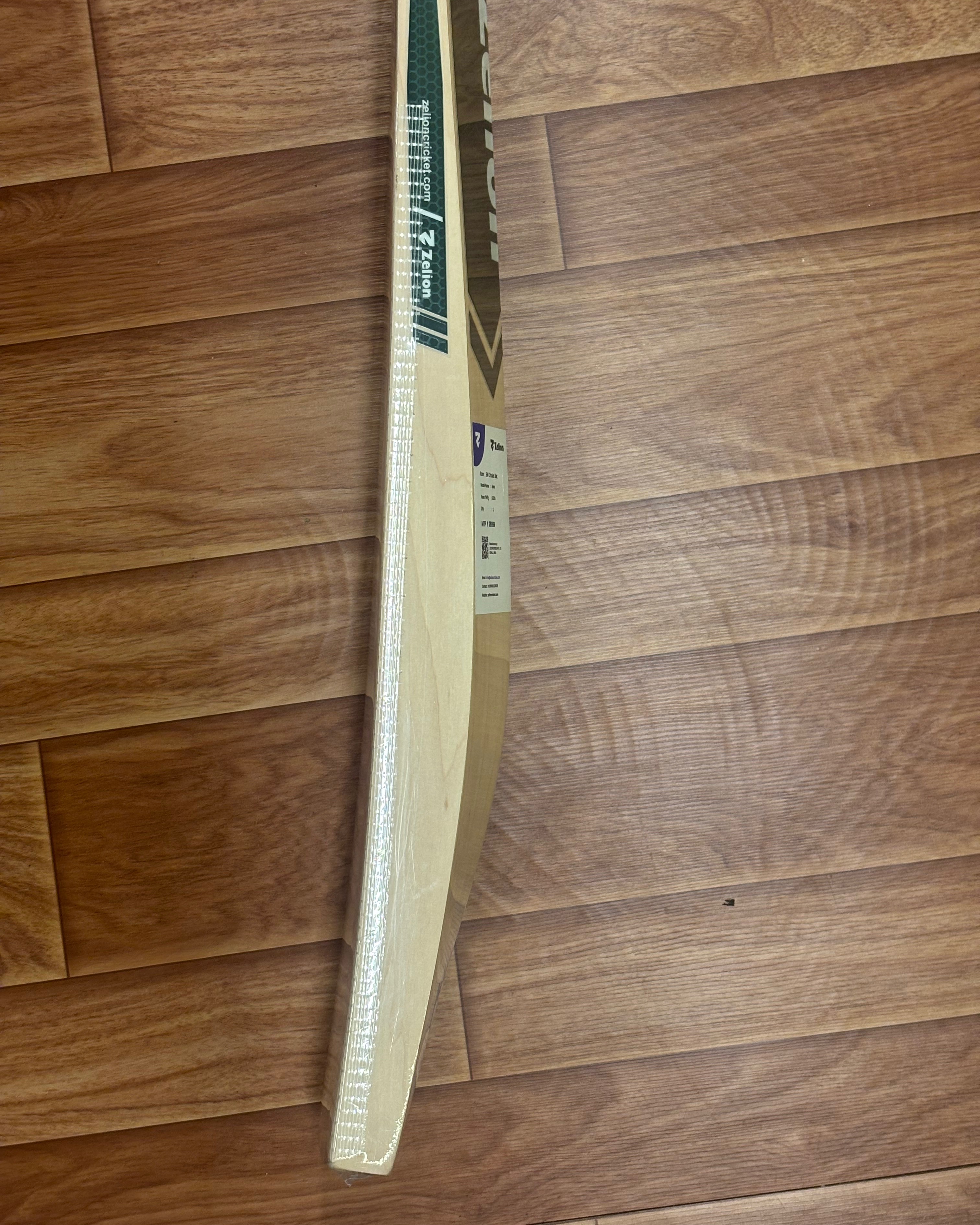 Apex - Grade 2 English Willow Cricket Bat 2