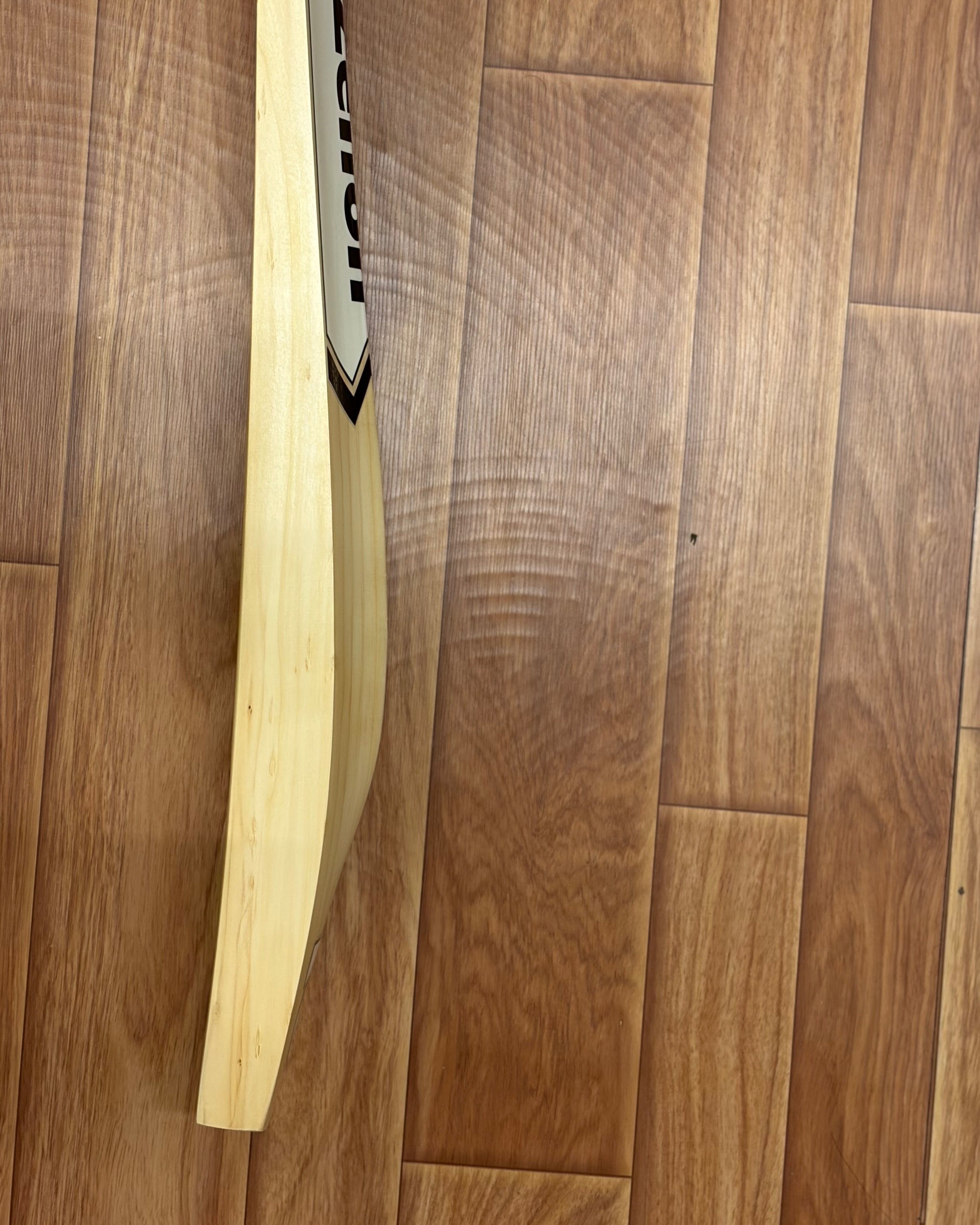Limited - Grade 1+ English Willow Cricket Bat 3